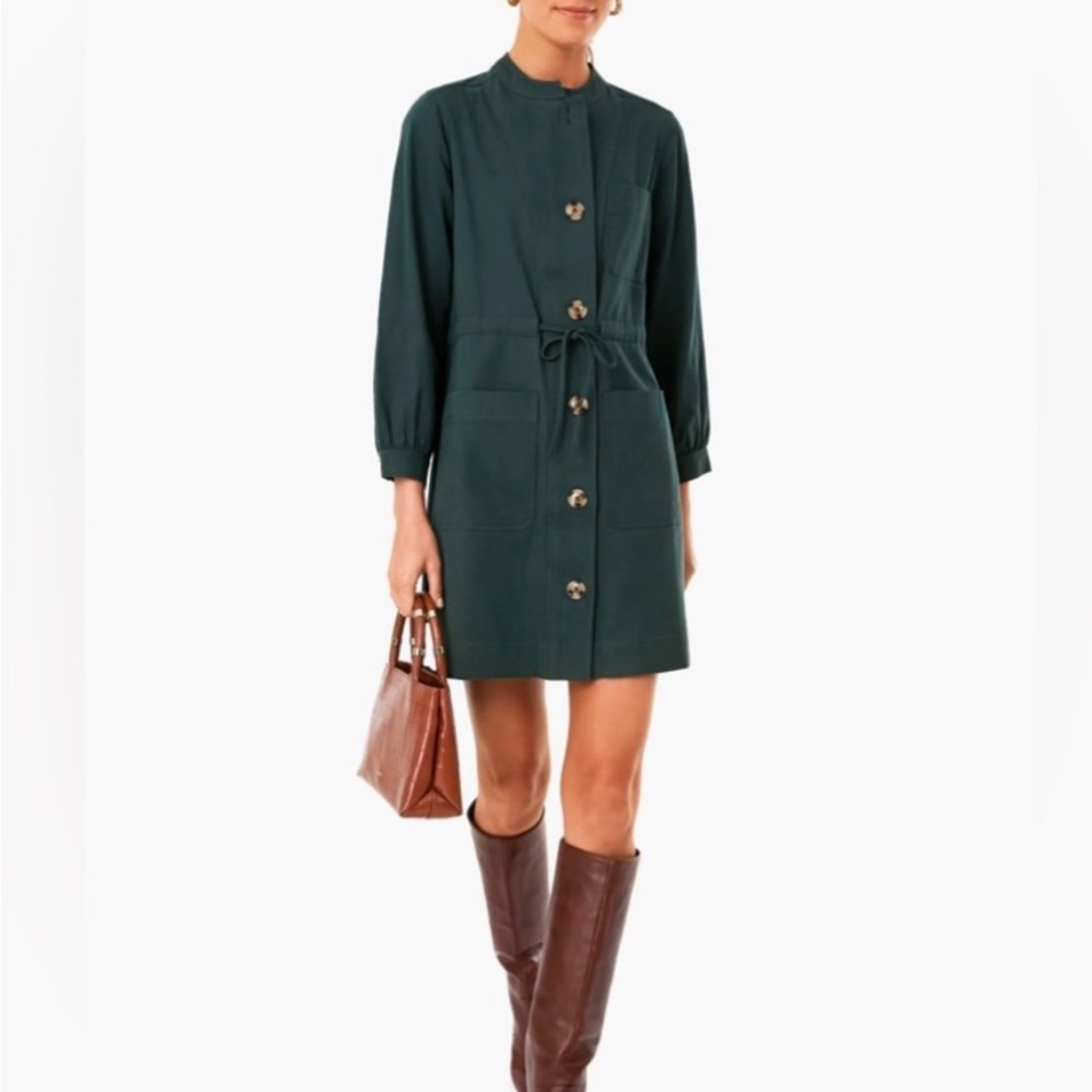 Elegant Green Button-Up Dress